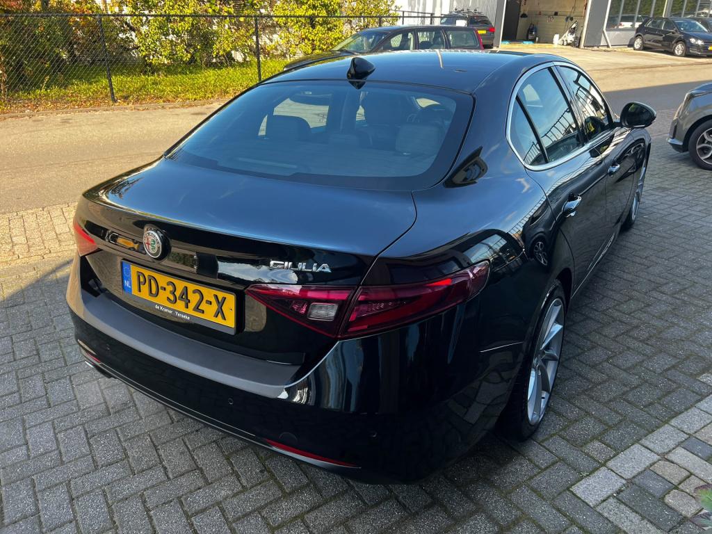 Alfa Romeo Giulia 2.0t