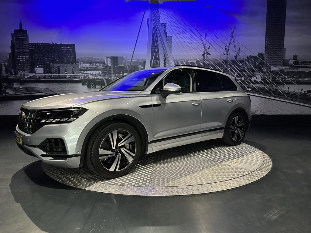 Volkswagen Touareg 3.0 tsi ehybrid 4motion atmosphere *luchtvering*trekhaak