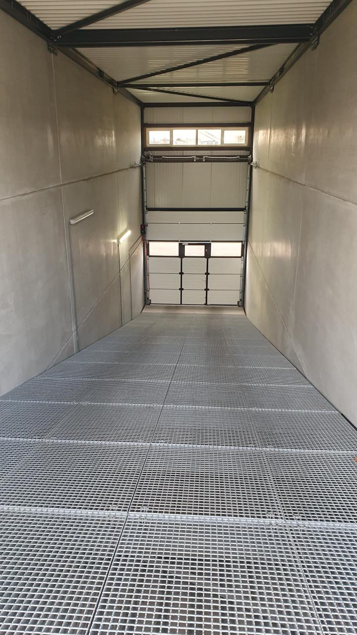 Bedrijfsruimte / garagebox 21m2 te huur in Goes