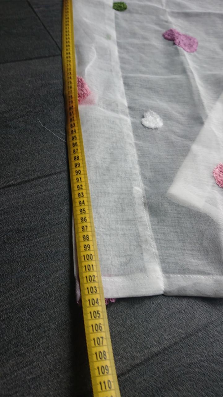 Tule gordijnen met hartjes 2 stuks (nieuw)