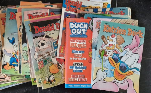 Donald ducks