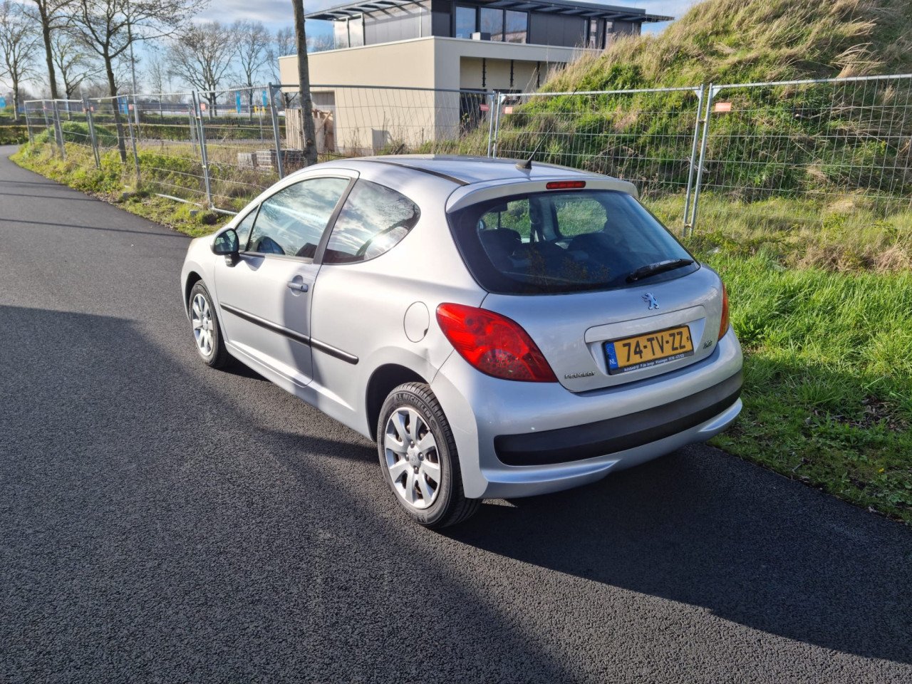 Peugeot 207 1.4i bouwjaar 2007 133.000km