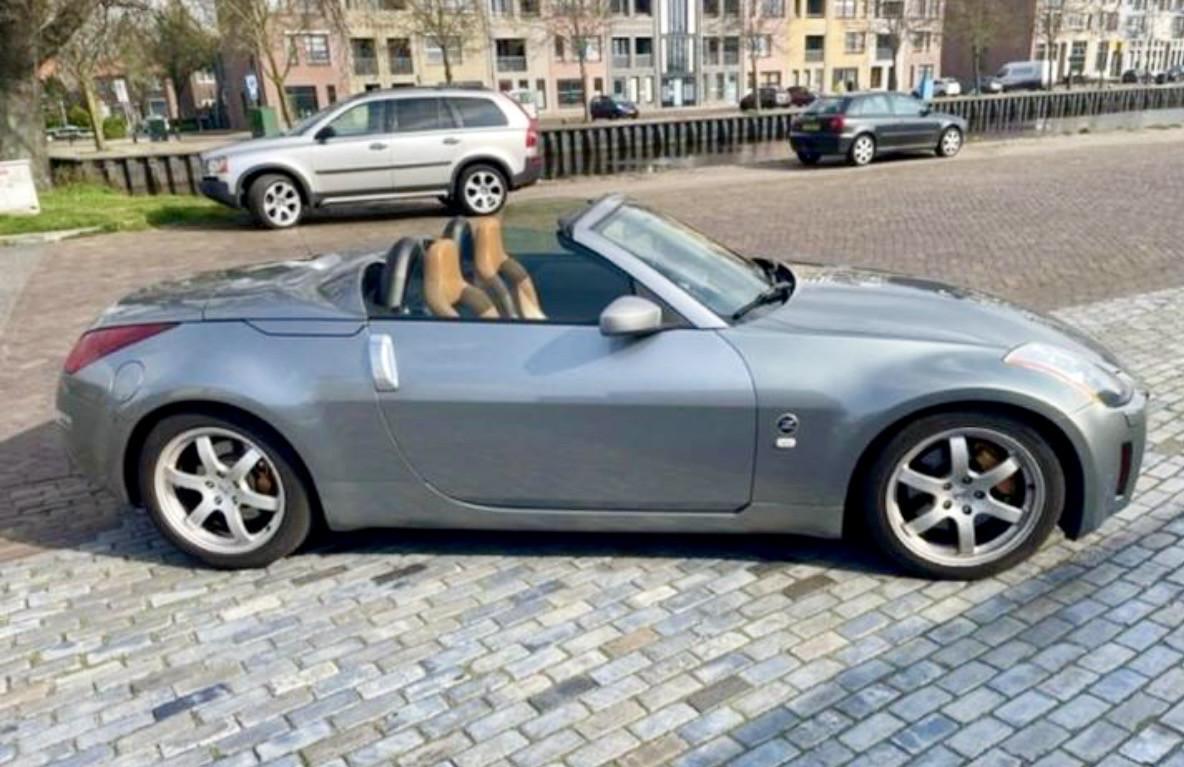 Nissan 350Z cabrio met taxatierapport