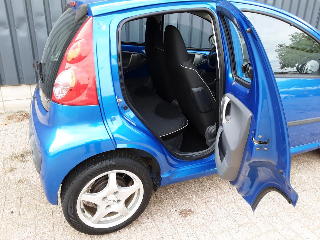 Peugeot 107 1.0-12V Sublime