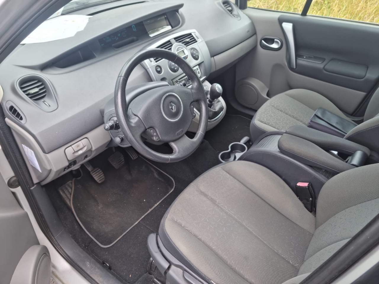 Renault scenic 1.6i 16v 180.000km bj 2008 zeer mooi
