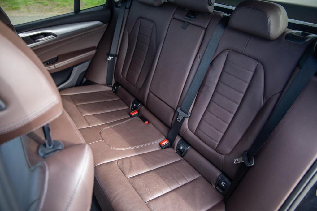 BMW X3 xdrive30e high executive bruin leer / panorama dak / automaat / plug