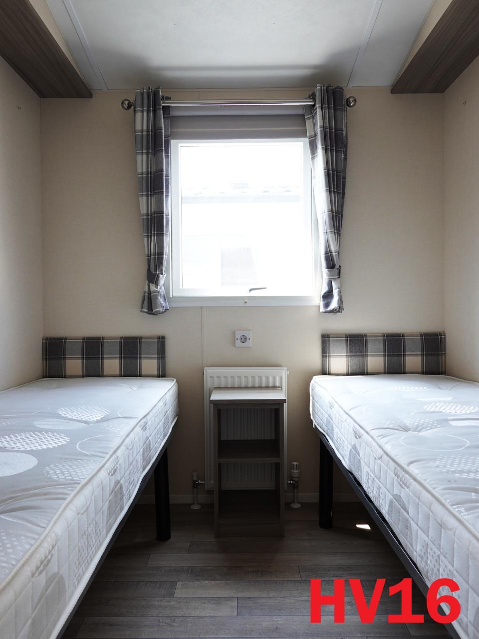 Betaalbaar LDN chalet met dubbel glas en centrale verwarming te koop