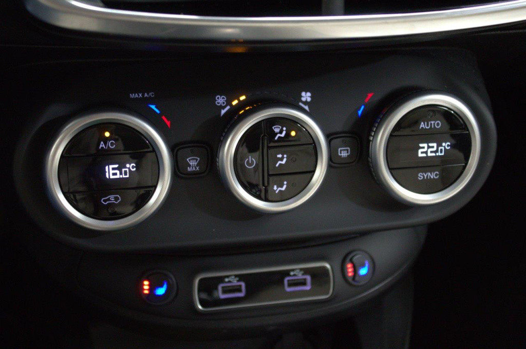Fiat 500x cabrio 1.5 hybrid 130pk dct dolcevita special serie