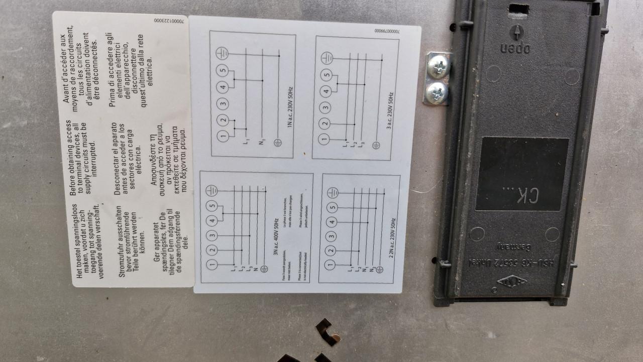 ATAG elektrische kookplaat, 4 zones, inbouw, 230V