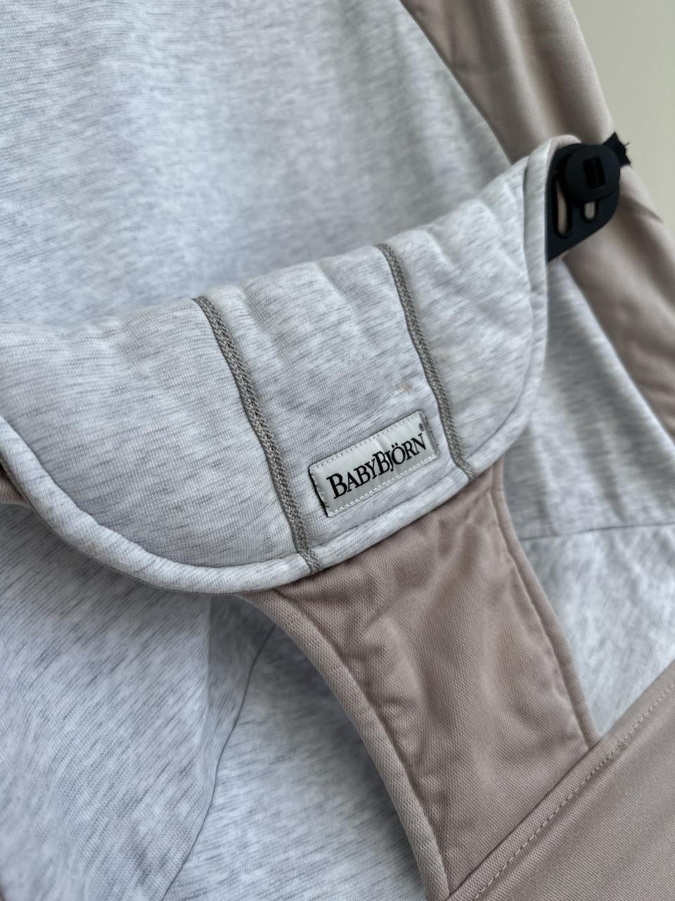 BabyBjörn Balance Soft Jersey Wipstoel Beige / Grijs