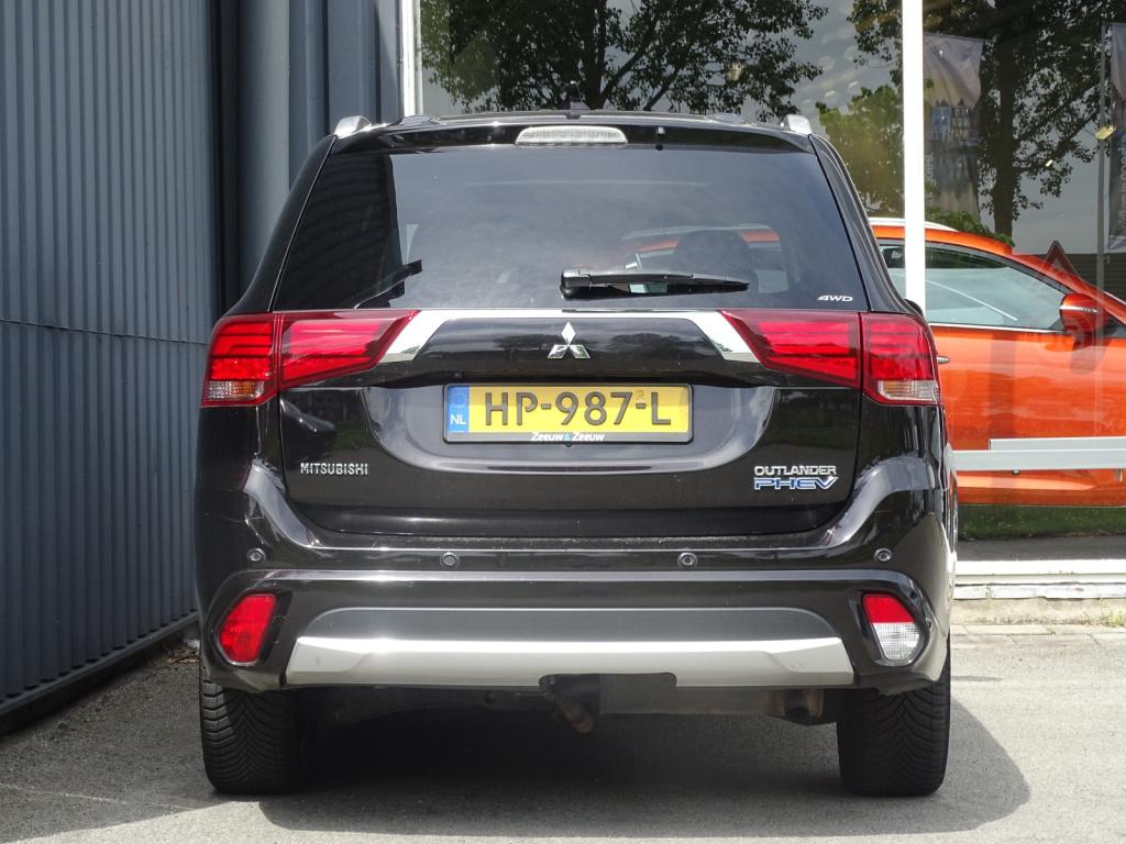 Mitsubishi Outlander 2.0 phev instyle+ schuif-/kanteldak | stoel-/stuurverw