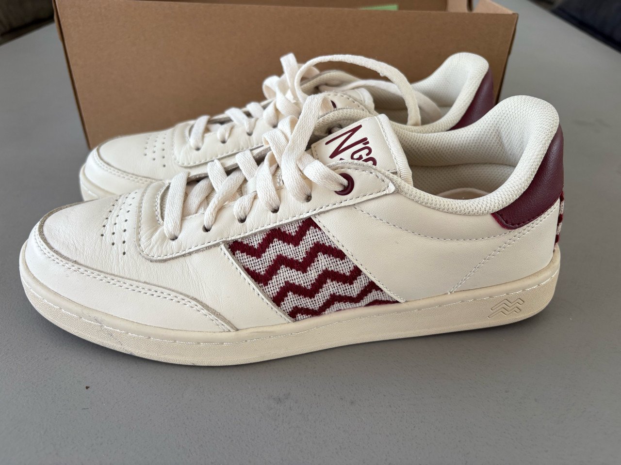 Sneakers merk NGO - maat 40 - Nieuw!