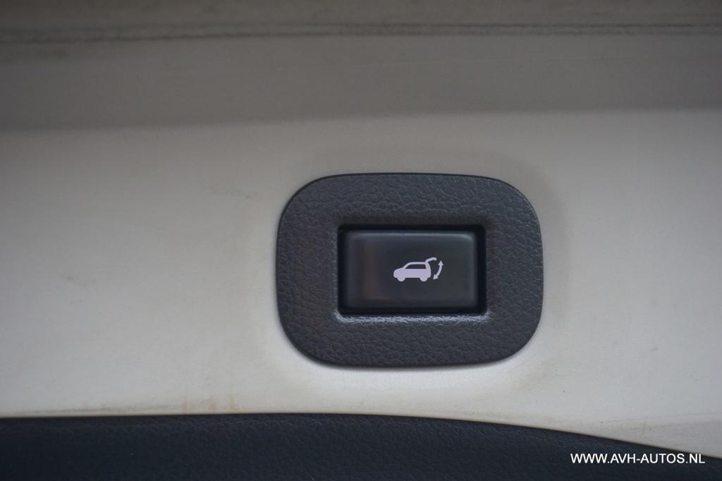 Nissan X-Trail 1.6 dig-t tekna 7 persoons!
