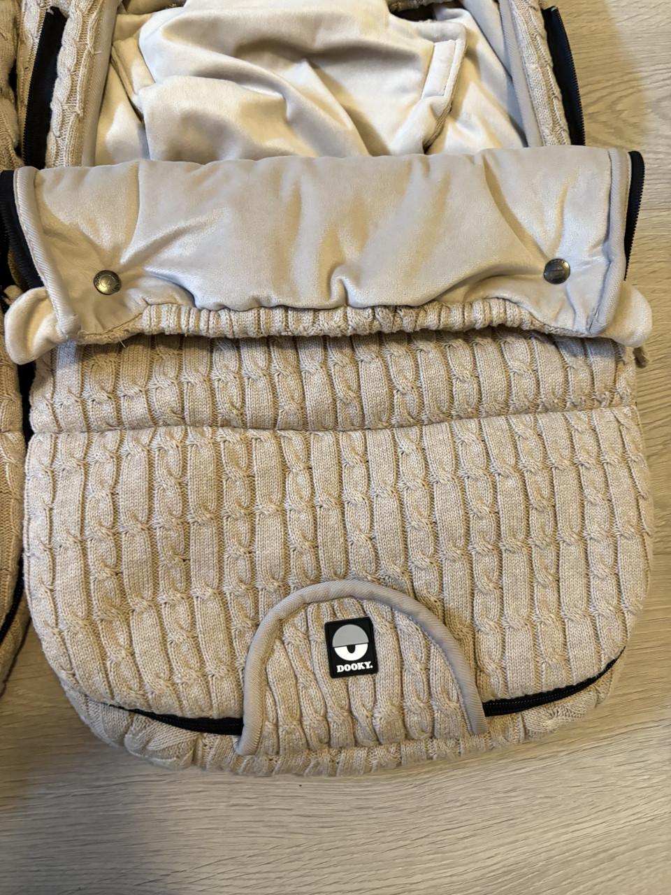 2 mooie voetenzakken voor de maxicosi