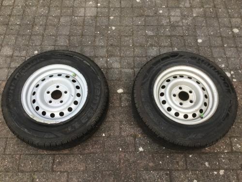 2 X stalen velg met Hancook banden 185R14C