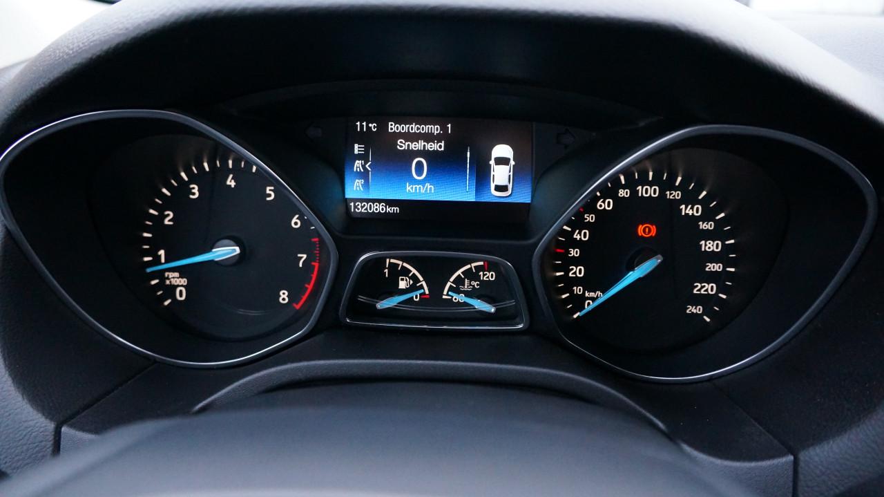 Ford FOCUS Wagon 1.5 Titanium Edition rijklaar incl. garantie