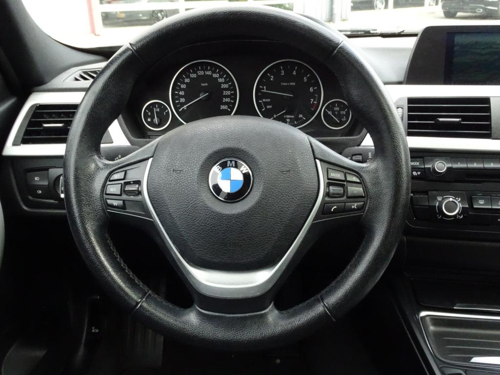 BMW 3-serie 316i upgrade edition automaat | leder | schuif-/kanteldank | xe