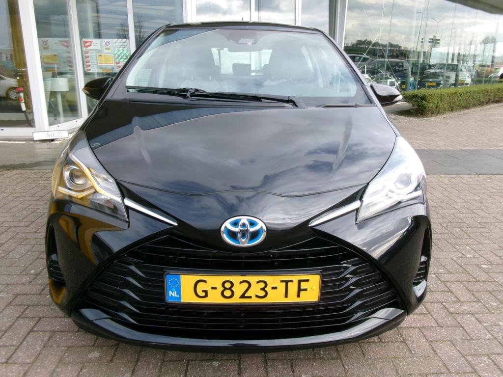 Toyota Yaris 1.5 hybrid clima, camera, multimedia, bluet.