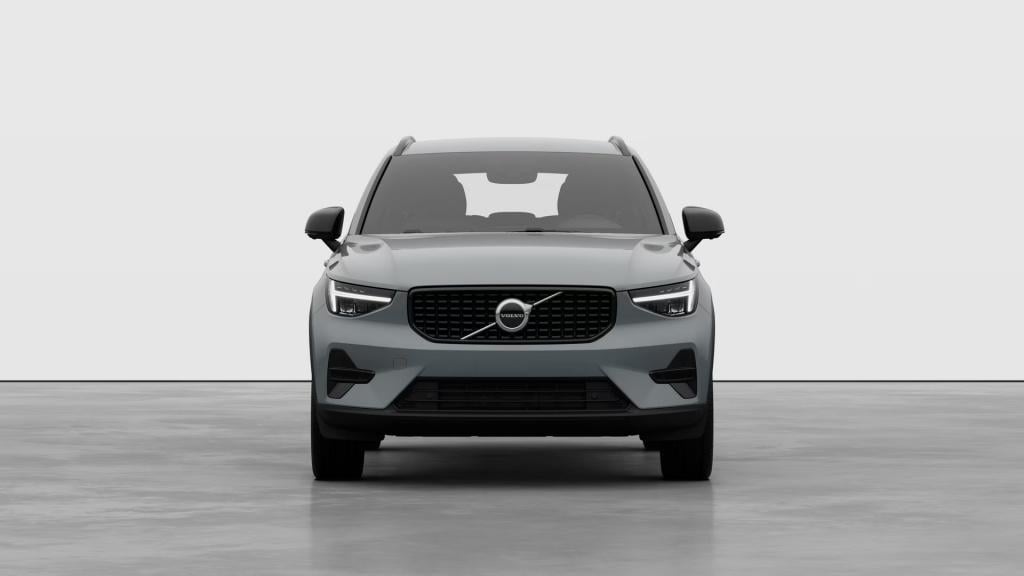 Volvo XC40 b4 gt plus dark visual park assist