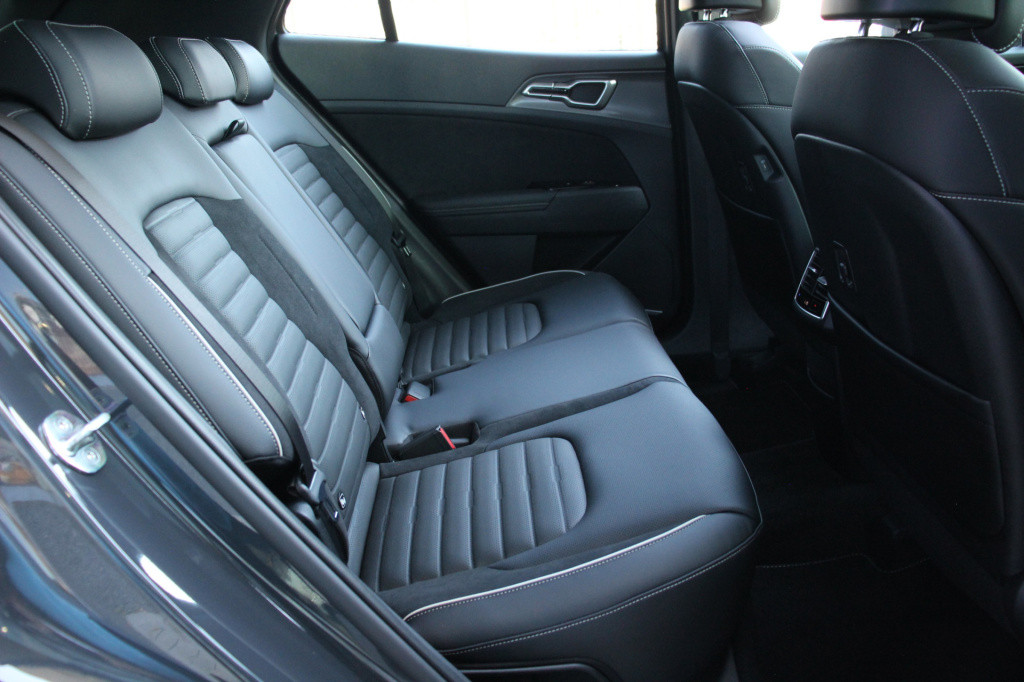 Kia Sportage 1.6 t-gdi hybrid gt-plusline | 1650kg trekgewicht | direct lev