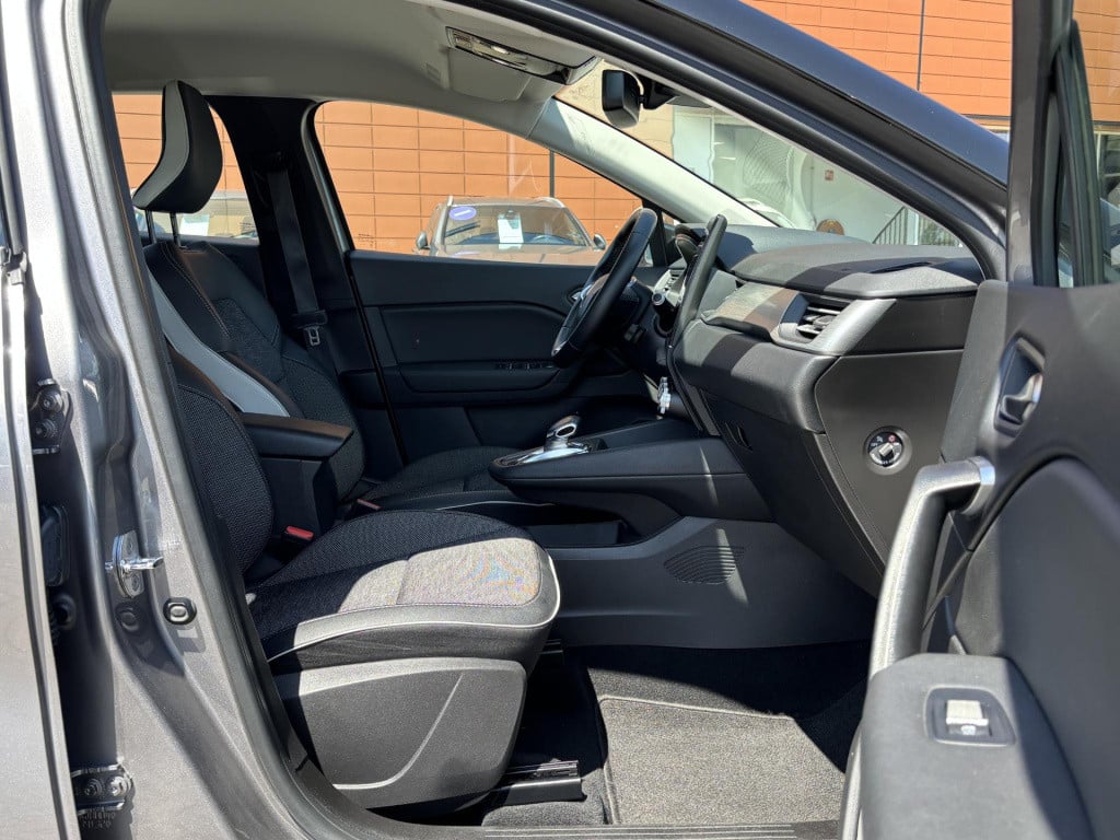 Renault Captur 1.6 e-tech plug-in hybrid 160 intens