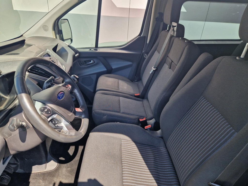 Ford Transit Custom 290 2.2 tdci l2h1 ambiente dc in zeer goede staat met n
