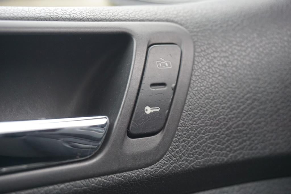 Volkswagen Golf 1.6 fsi comfortline climate / cruise / elektr. ramen / lm v