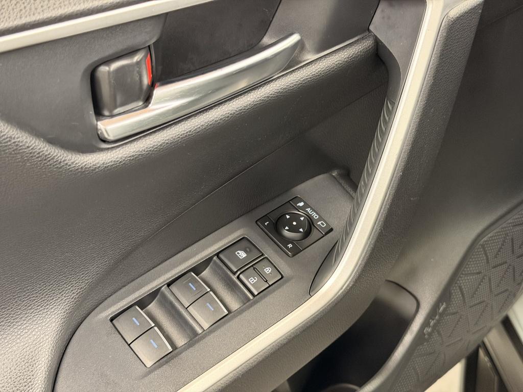 Toyota Rav4 2.5 hybrid awd adv. schuif-kanteldak - jbl - 360 - trekhaak