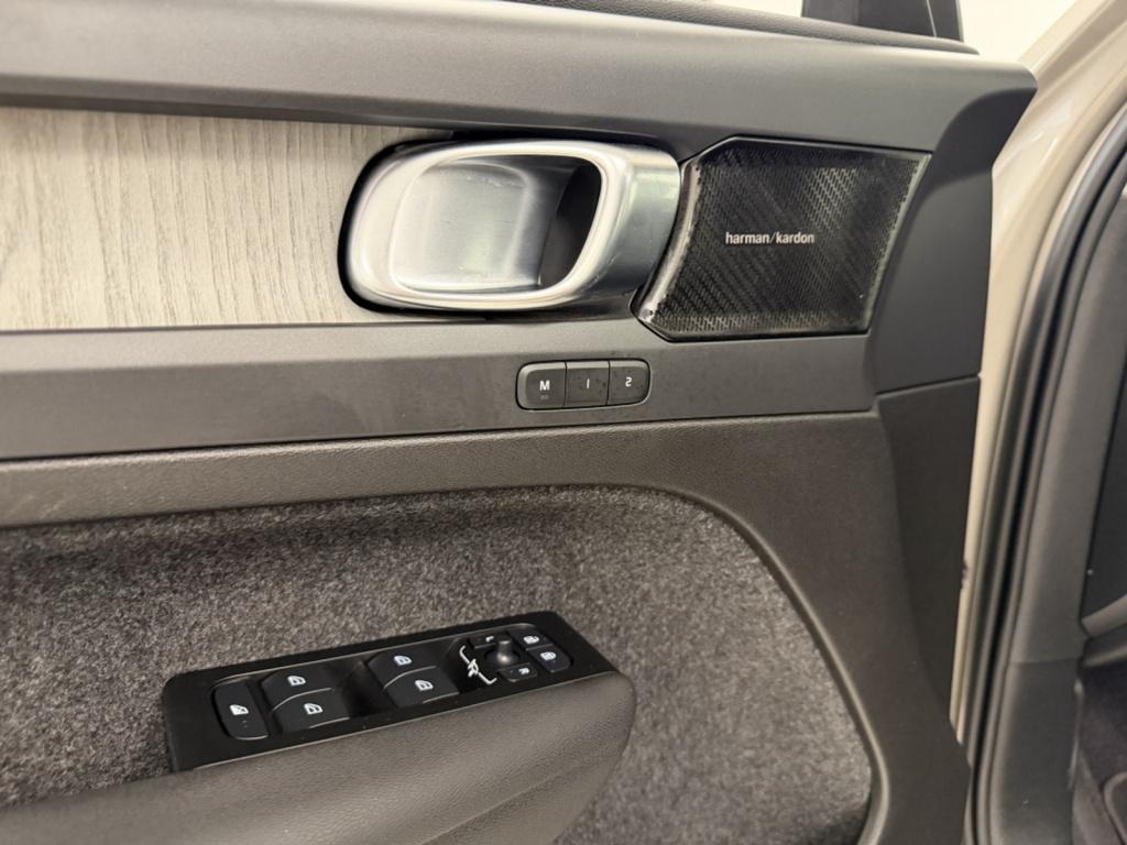 Volvo XC40 1.5 t4 recharge inscription | harman/kardon | leer | panoramadak