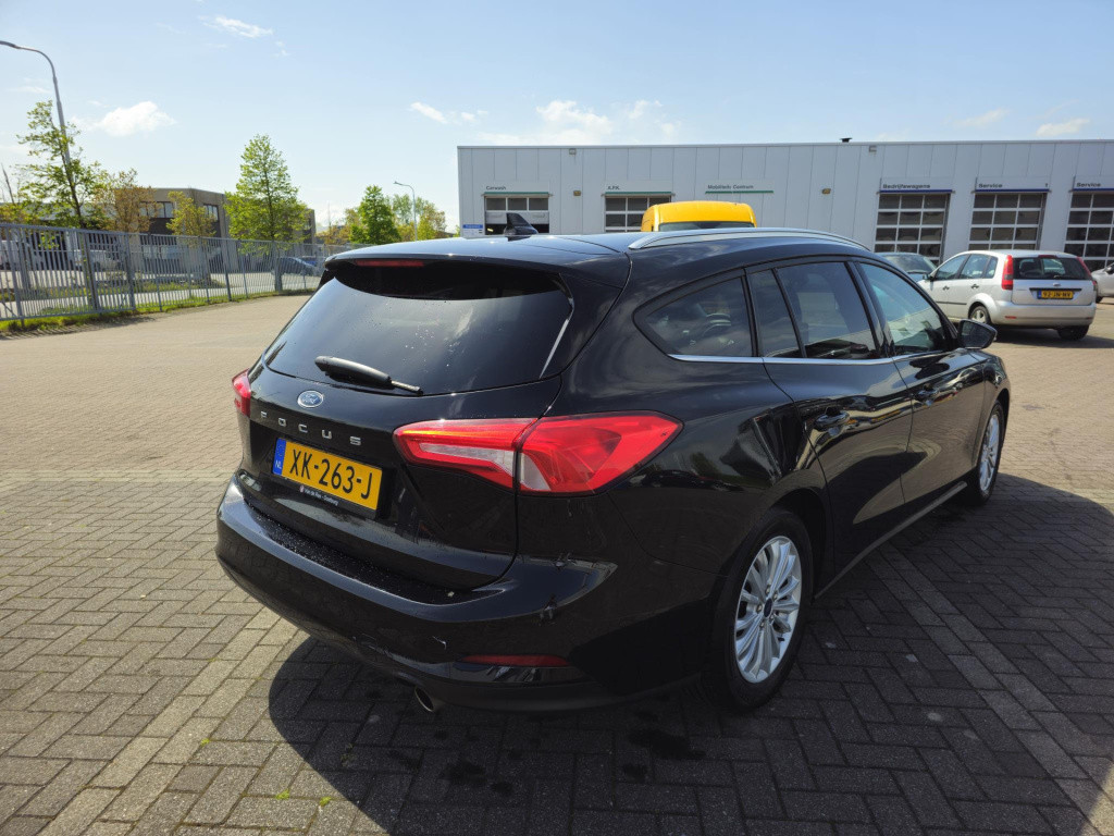Ford Focus wagon 1.0 ecoboost titanium business