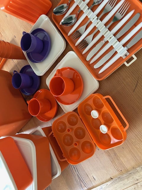 Retro vintage picknic set. Curver.