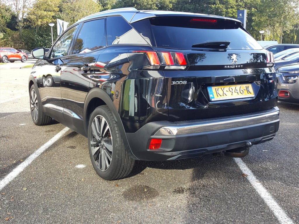 Peugeot 3008 1.2pt 130pk allure trekhaak | navi | apple carplay & android a