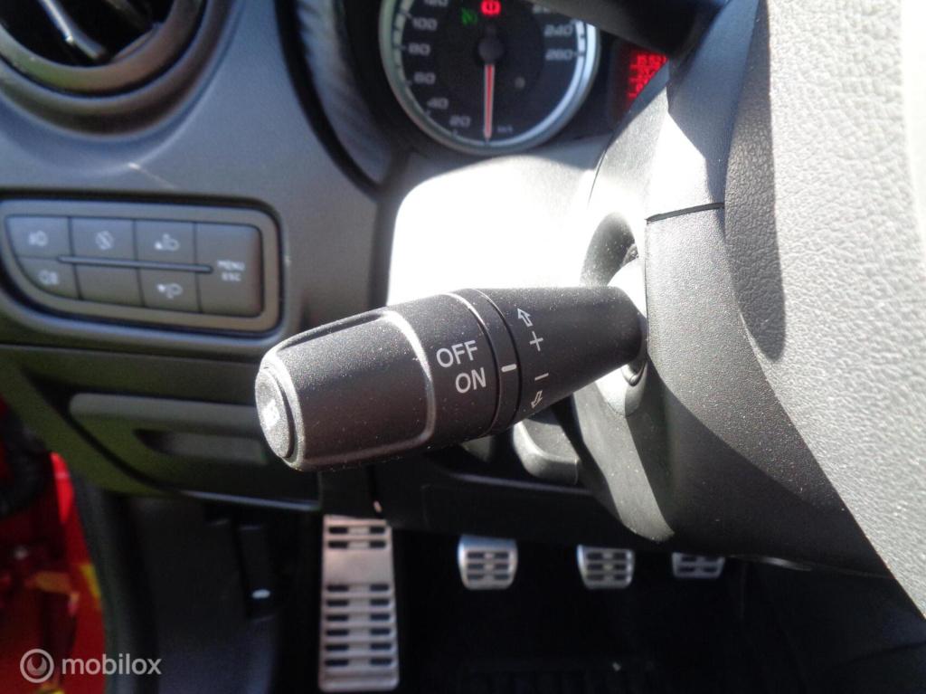 Alfa Romeo MiTo 1.4 t distinctive 136 pk/airco/lm velgen/pdc/dna knop/nieuw
