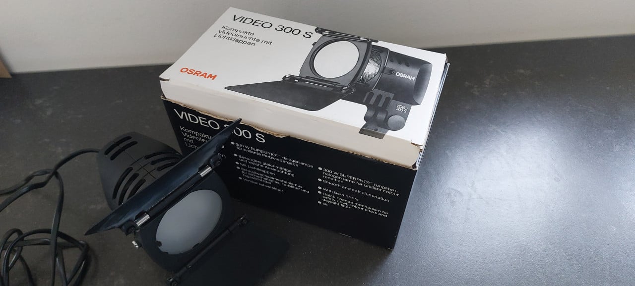 Osram videolamp 300S met kleppen
