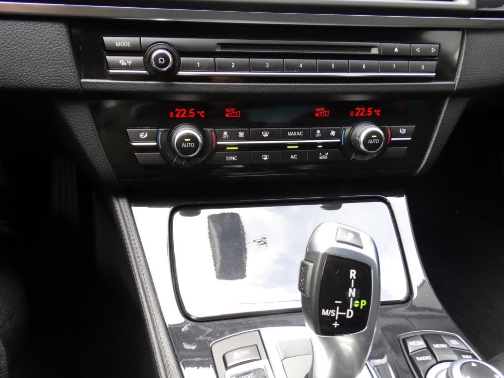BMW 5 Serie 520i executive sportline|automaat|orgineel nl geleverd
