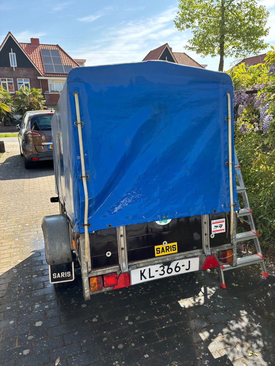 Mooie aanhanger met huif