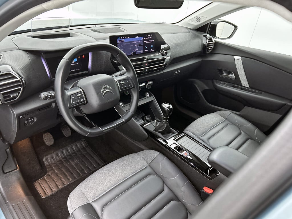 Citroen C4 130 pk shine | rijklaar | panorama dak | head up dispay |