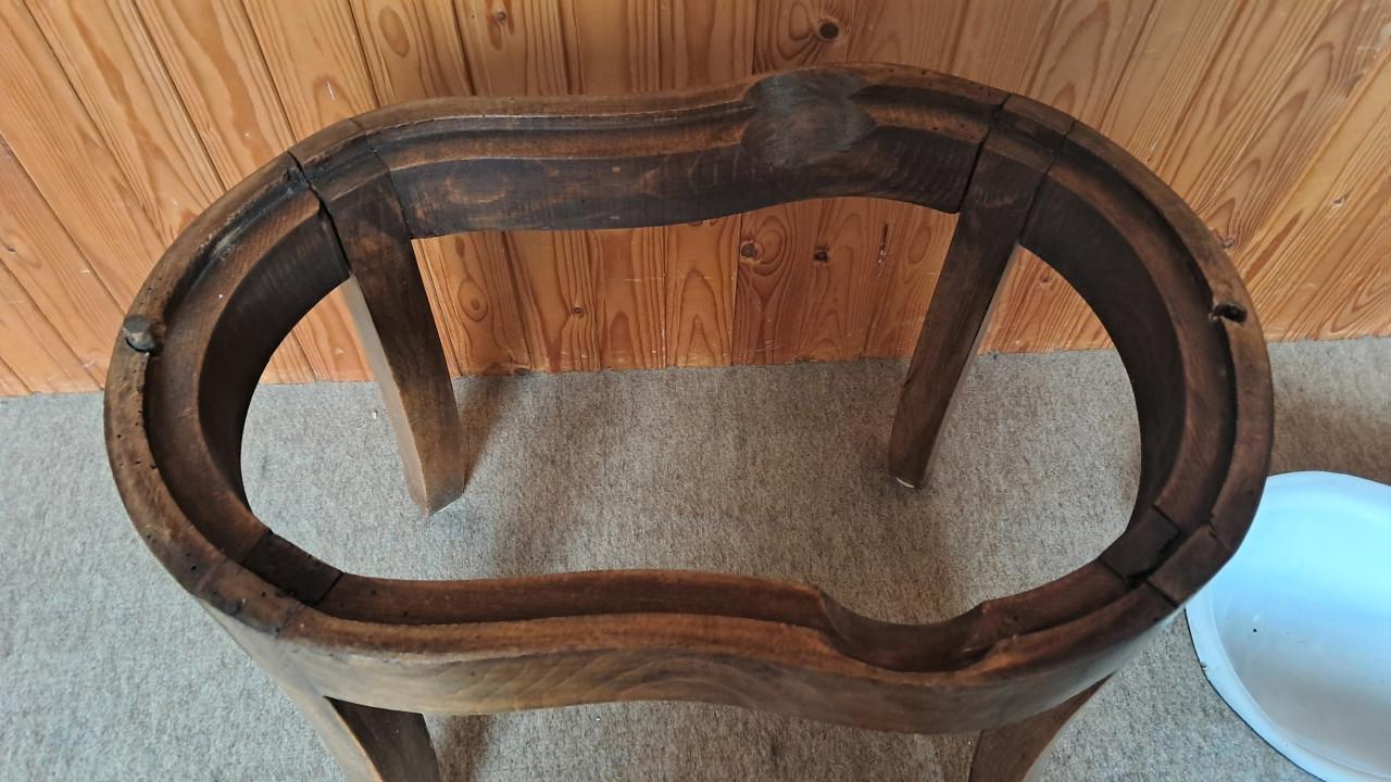 Uniek Antiek Bidet-Tafeltje / Bijzettafeltje met Emaille Binnenbak