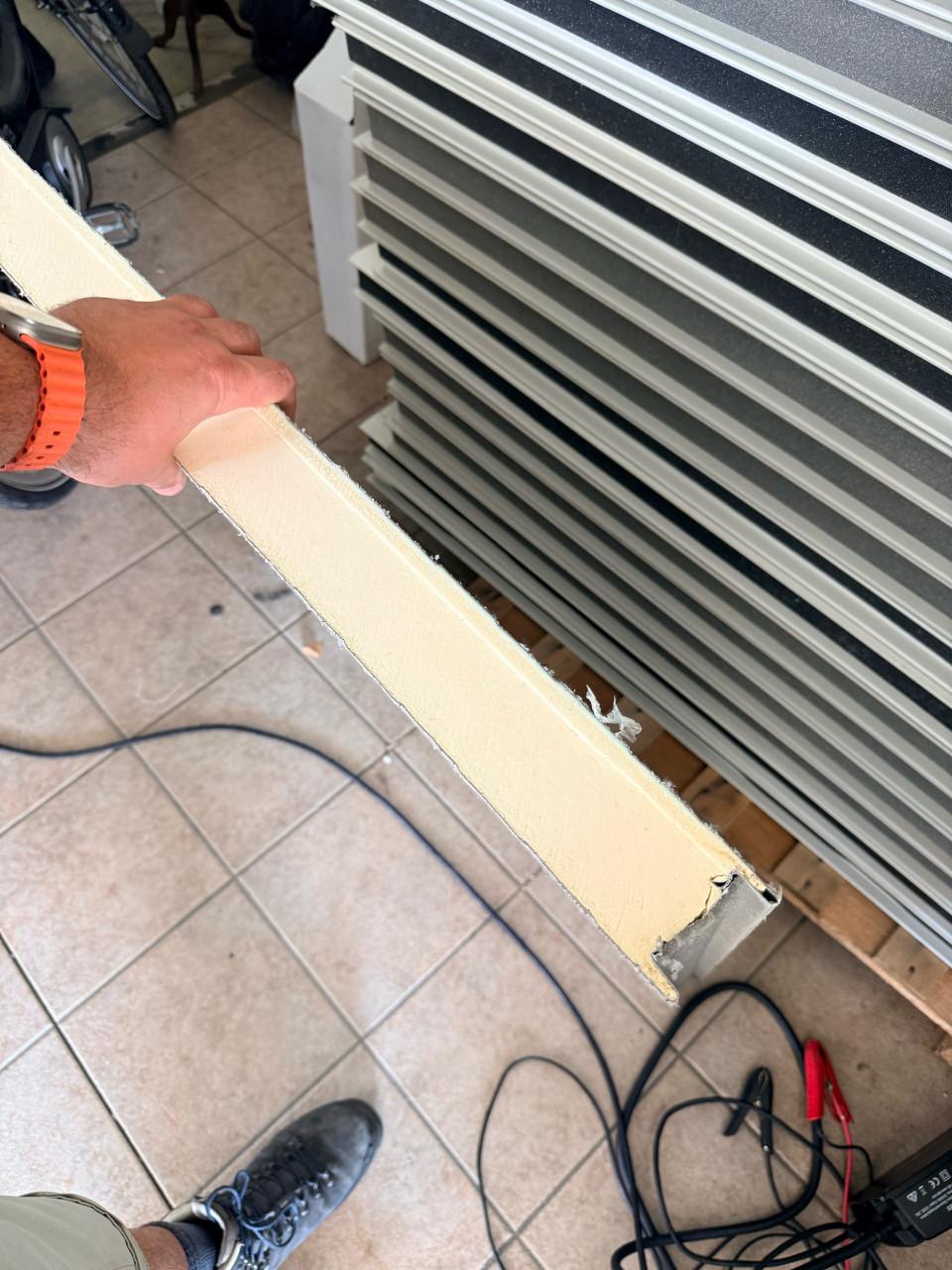 Restpartij 33x Sandwichpanelen 6 cm dik – 100 cm– diverse lengtes