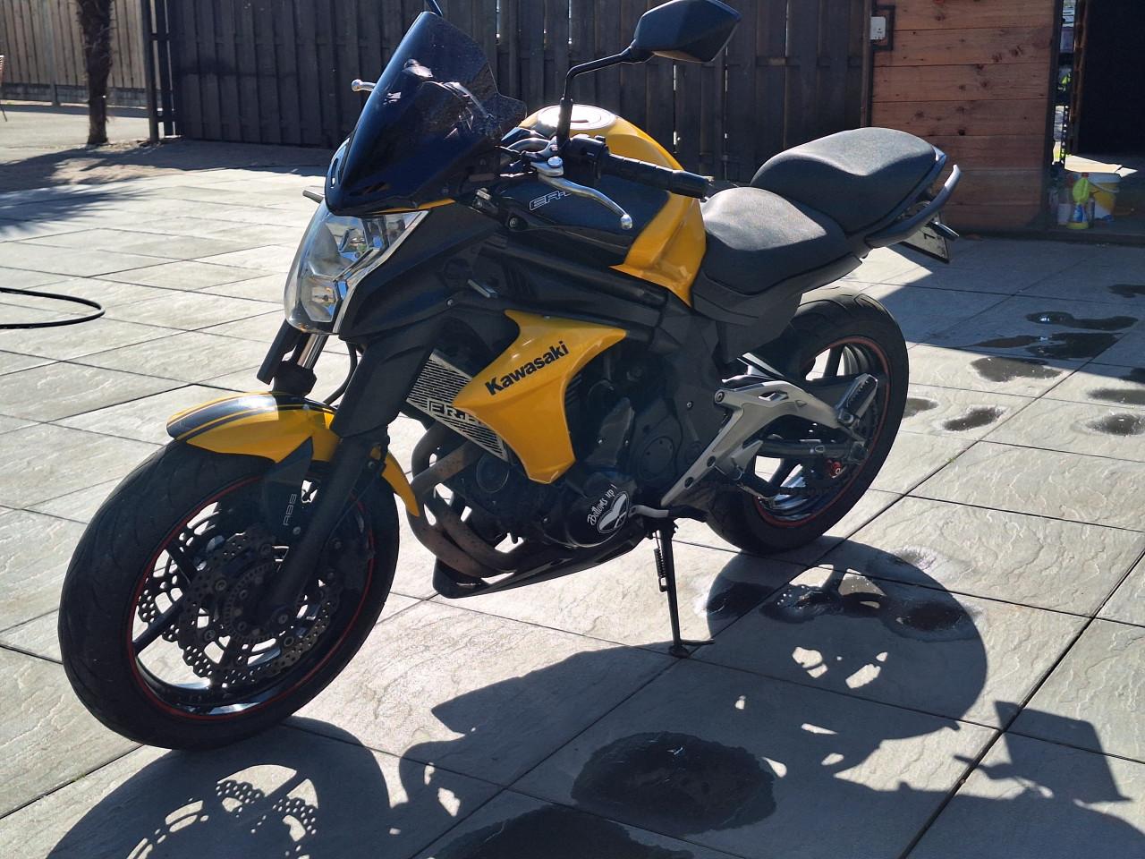 Motor kawasaki ER-6N