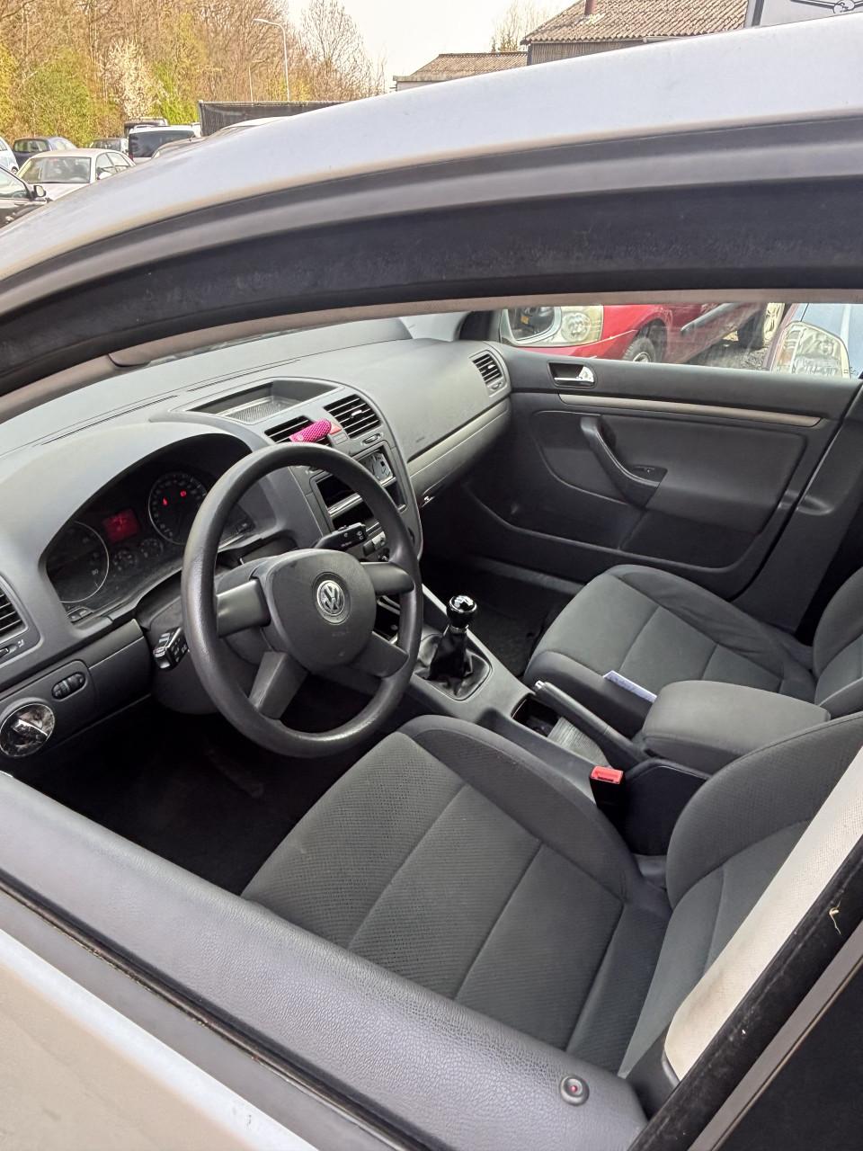 Volkswagen golf 5 jaar apk