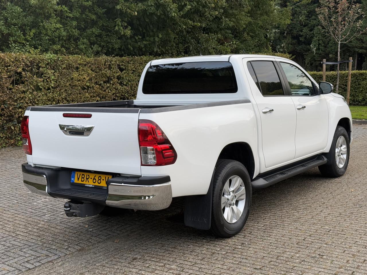 Toyota HiLux - 2.4 D-4D Cool Comfort Double Cab Automaat| BTW | Camera |