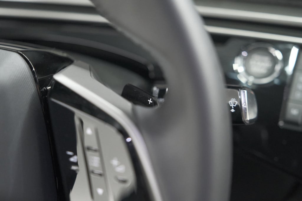 Peugeot 3008 hybrid 136 e-dsc6 allure | camera | apple carplay | parkeersen