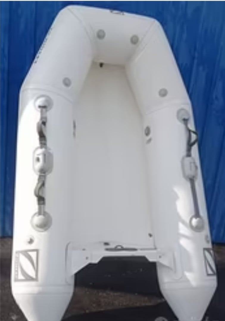 Zodiac met polyester bodem en 4pk motor