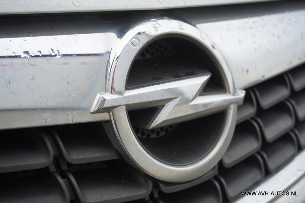 Opel Astra 1.4 turbo edition