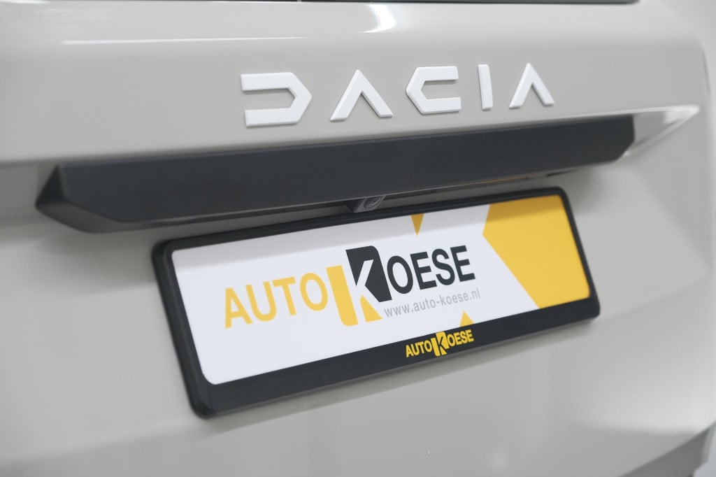 Dacia Duster mild hybrid 130 expression | camera | stoelverwarming | apple 