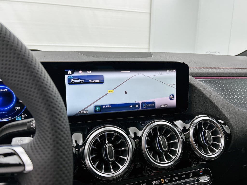 Mercedes-Benz Eqa 250+ business solution amg 71 kwh | premium pakket | trek