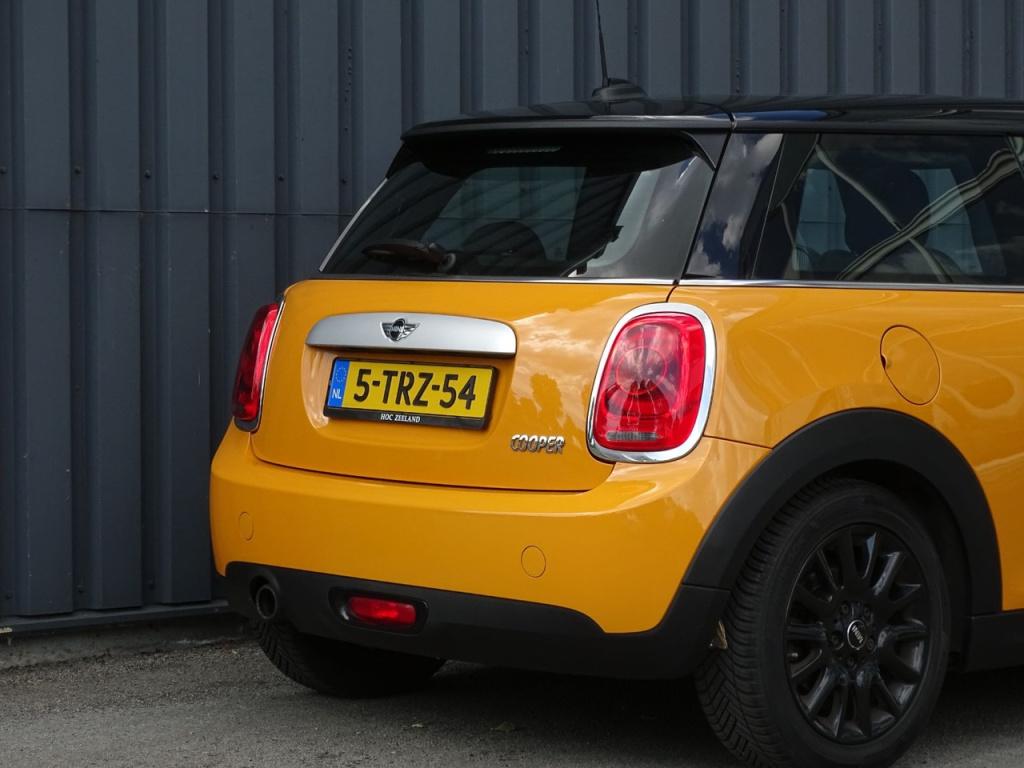 Mini Cooper mini 1.5 chili automaat | hud | pano | led