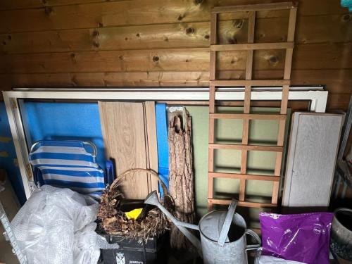 GRATIS: Raamkozijn kunststof wit & HR++ glas  2m breed x 1,5 m hoog