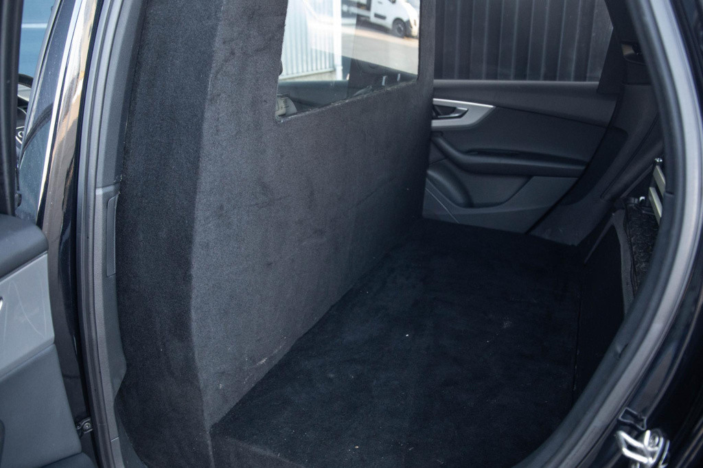 Audi Q7 sq7 s-line grijs kenteken 3x s-line / 360 camera / adaptive cruise 
